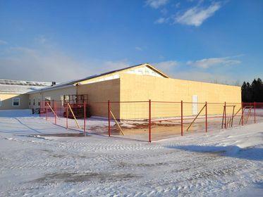 image de la construction d&#039;un ajout à une école