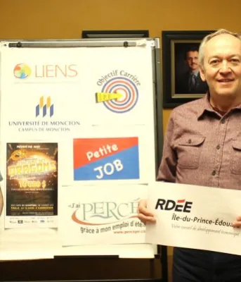 Certains membres avec RDÉE Île-du-Prince-Édouard Inc, le conseil de développement économique provincial francophone de l’Île-du-Prince-Édouard.